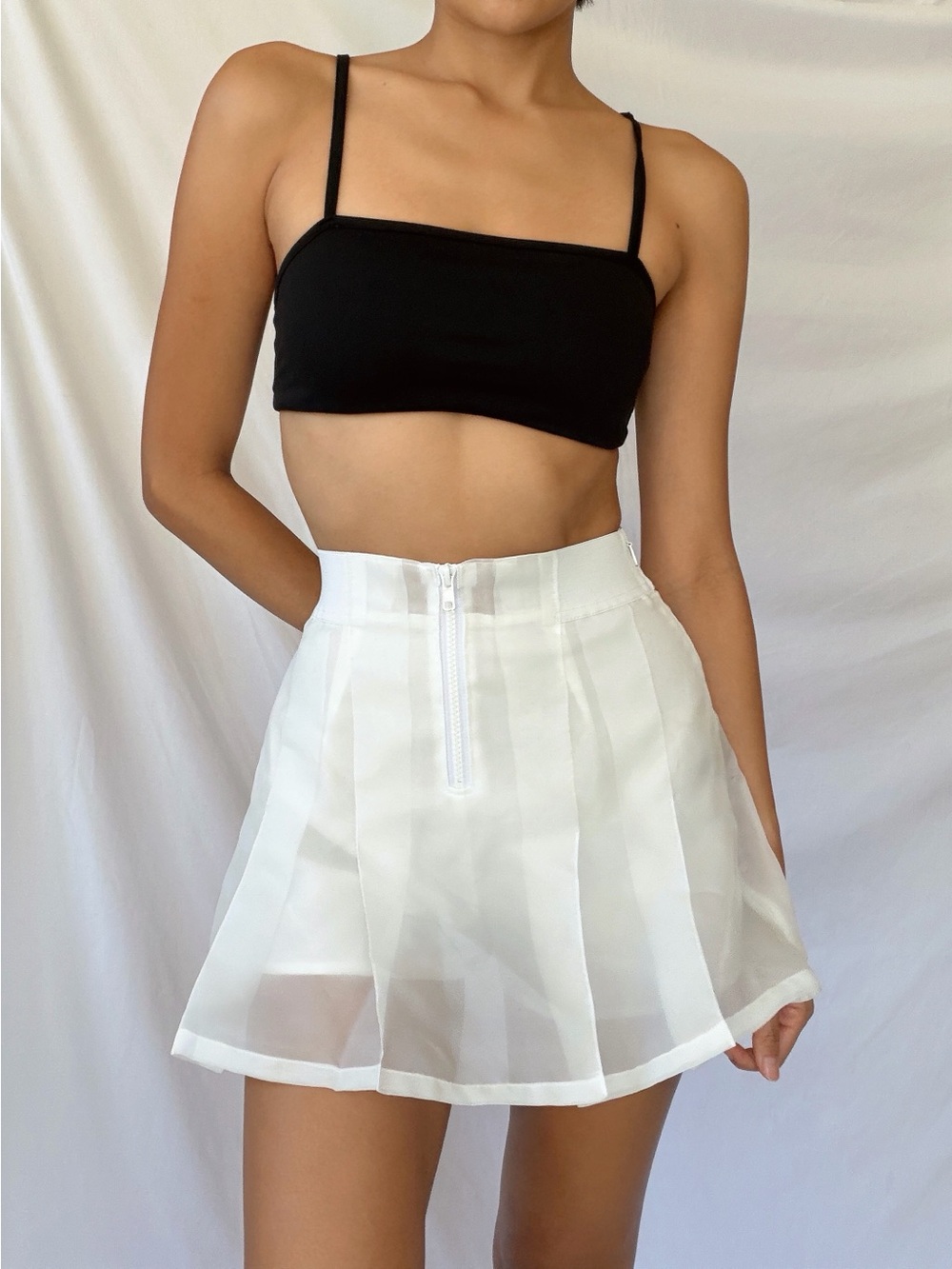Nün Bangkok White Mesh Pleated Cutout Skort